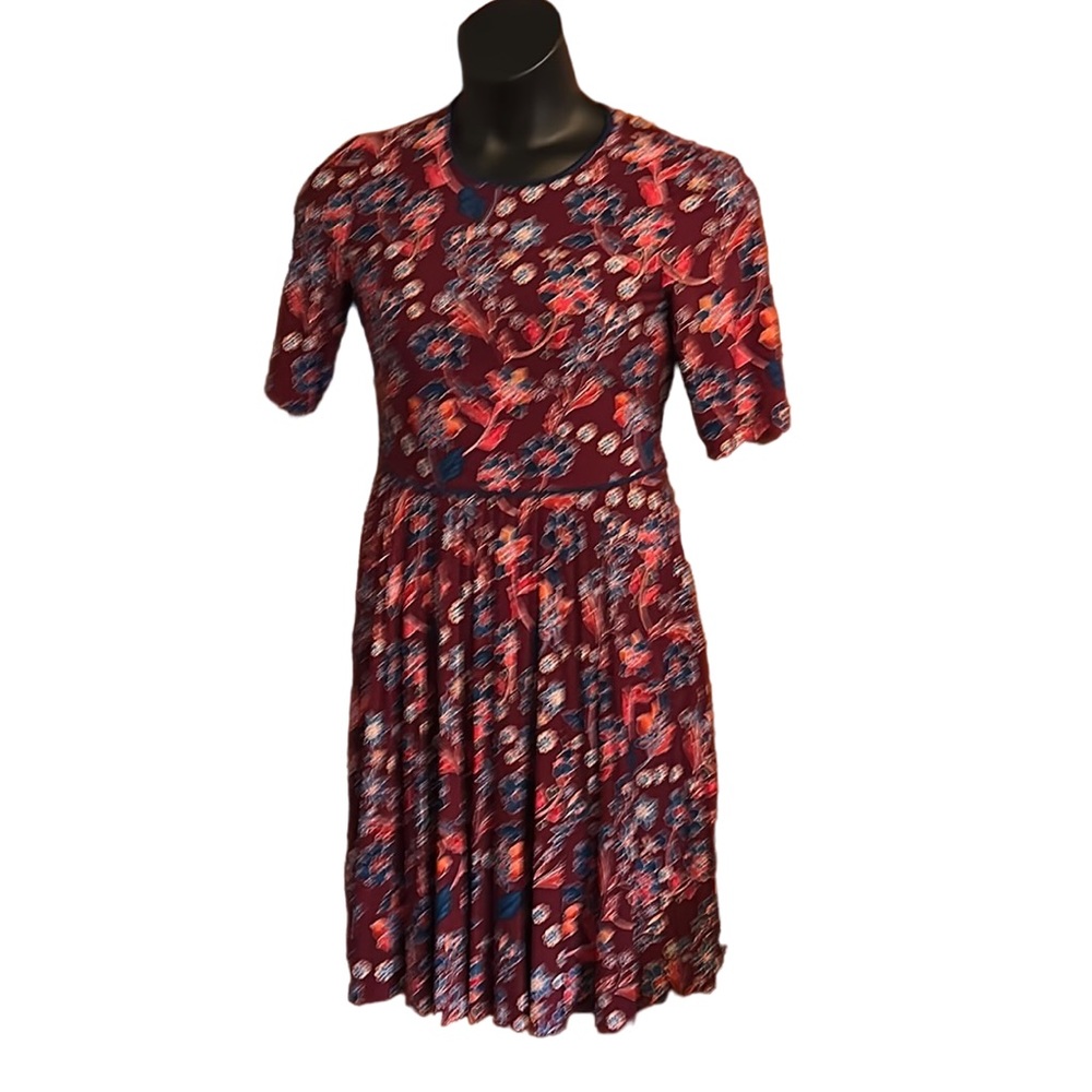 💜💜 Beautifully Colored Knit ZipUp Back Dress Ladies Size 6 by MAGGY LONDON